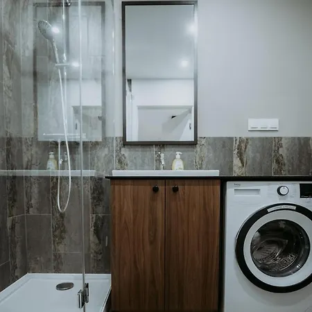 Apartment Ksiezy Mlyn Retreat Centrum Parking Chillinlodz Lodz