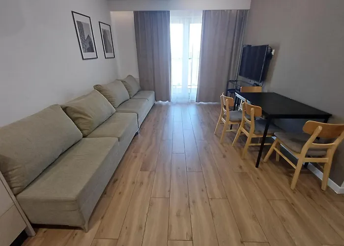 Ksiezy Mlyn Retreat Centrum Parking Apartment